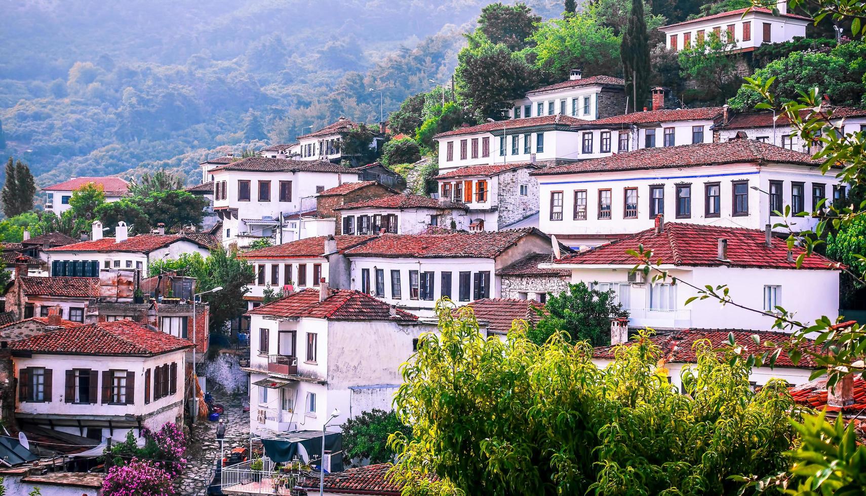 un bellissimo centro turistico antico città sirince foto