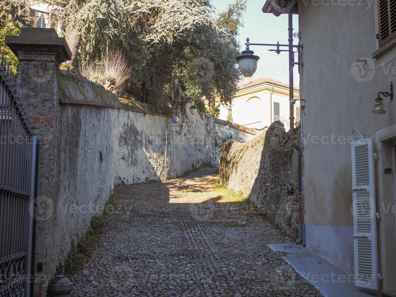 vista del centro storico di rivoli foto