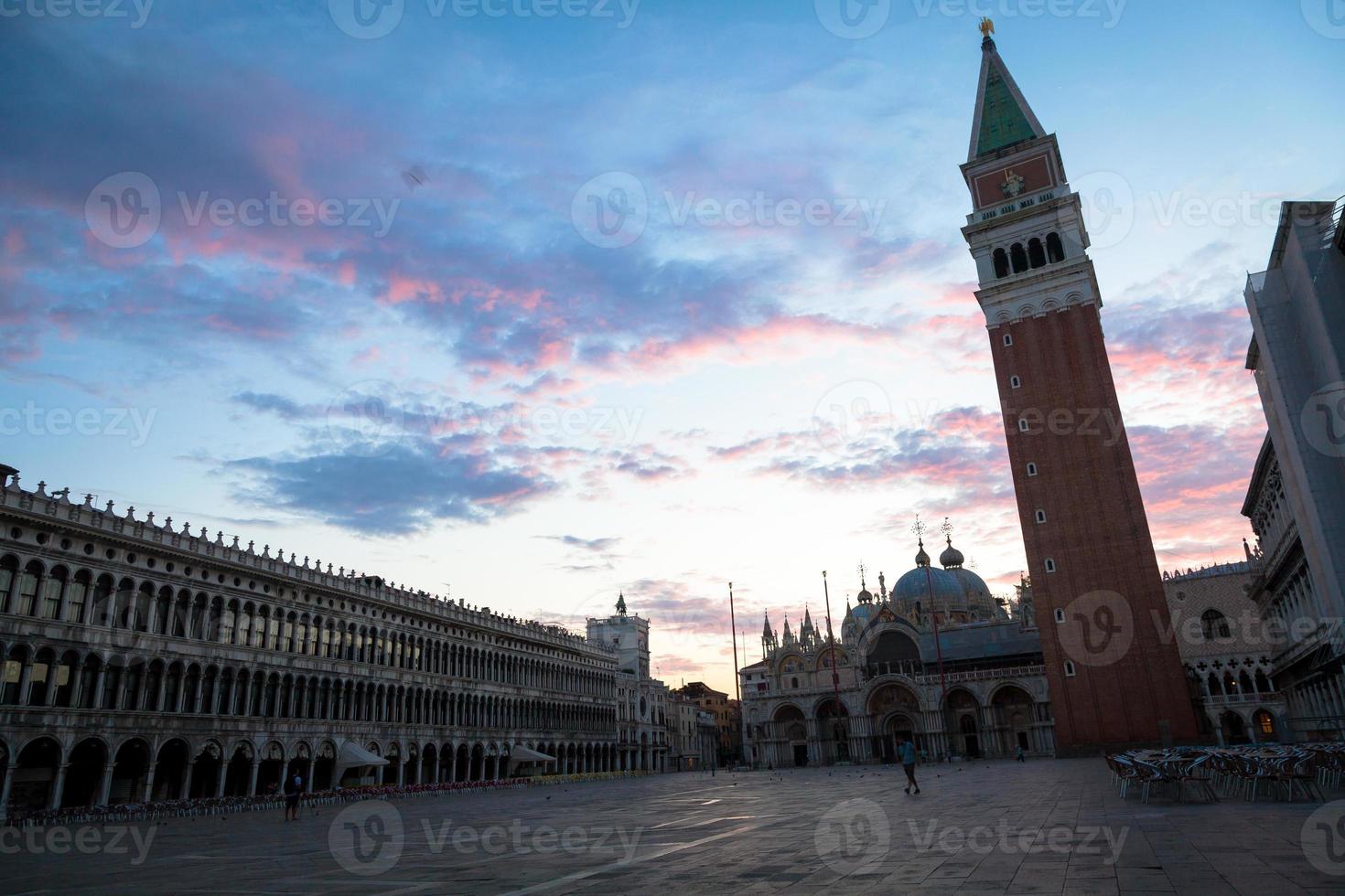 venezia vista all'alba foto