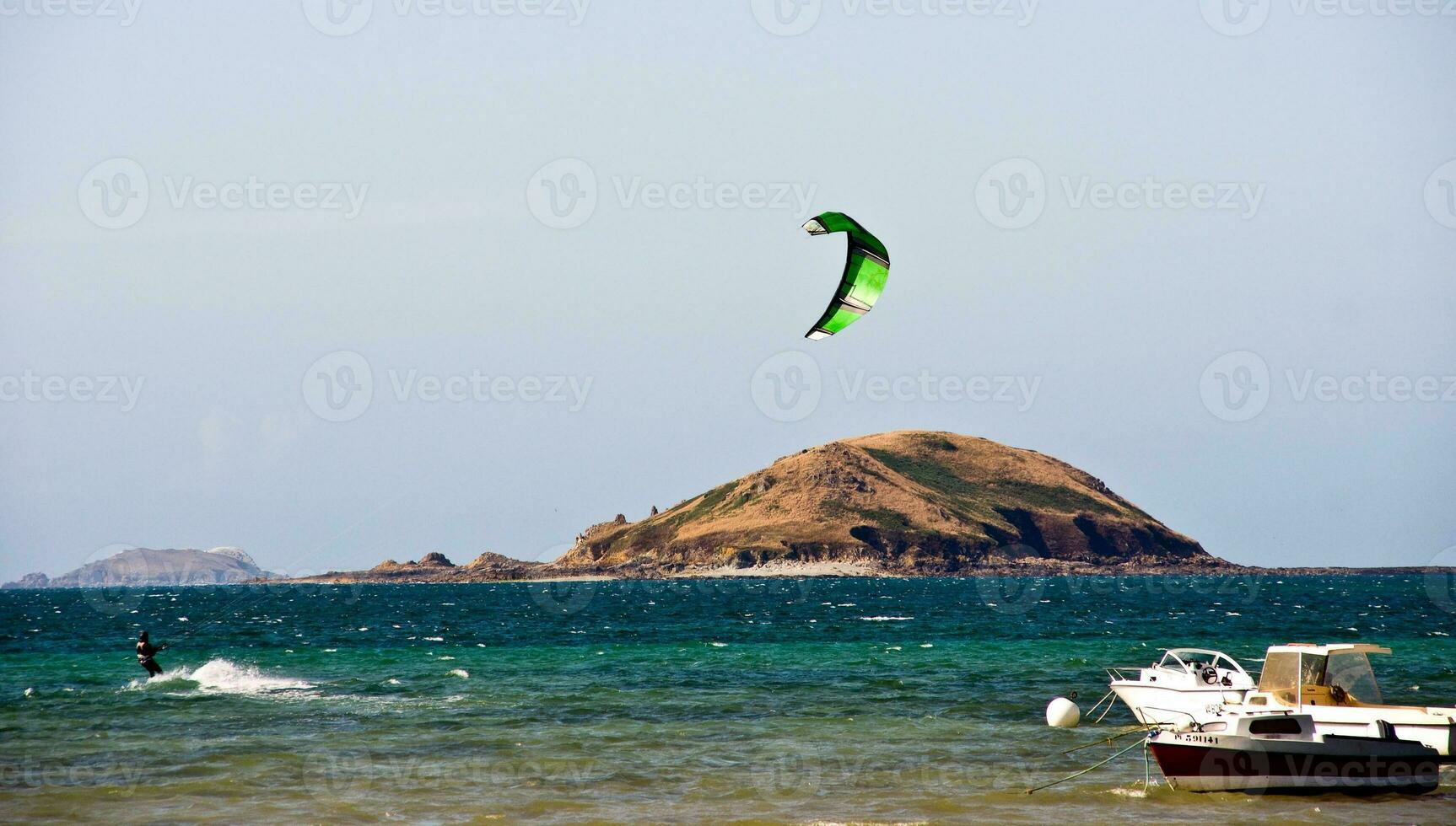 avventura aquilone fare surf nel Bretagna foto