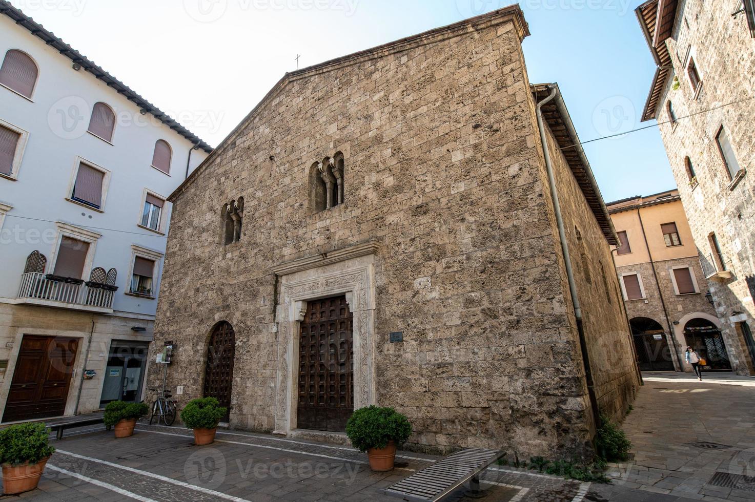 chiesa di san lorenzo a terni foto