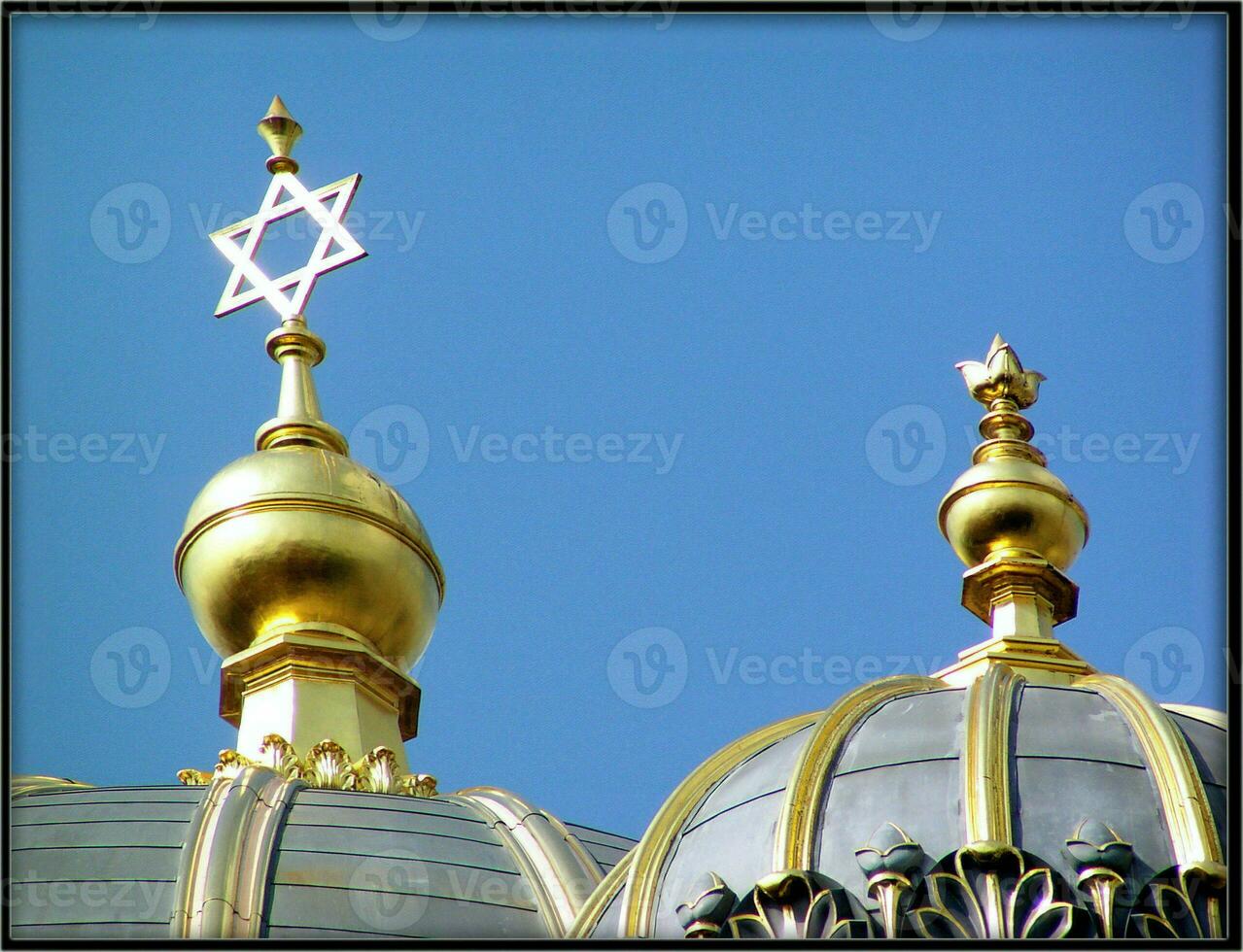 luccicante eleganza il d'oro stella a Berlino nuova sinagoga foto