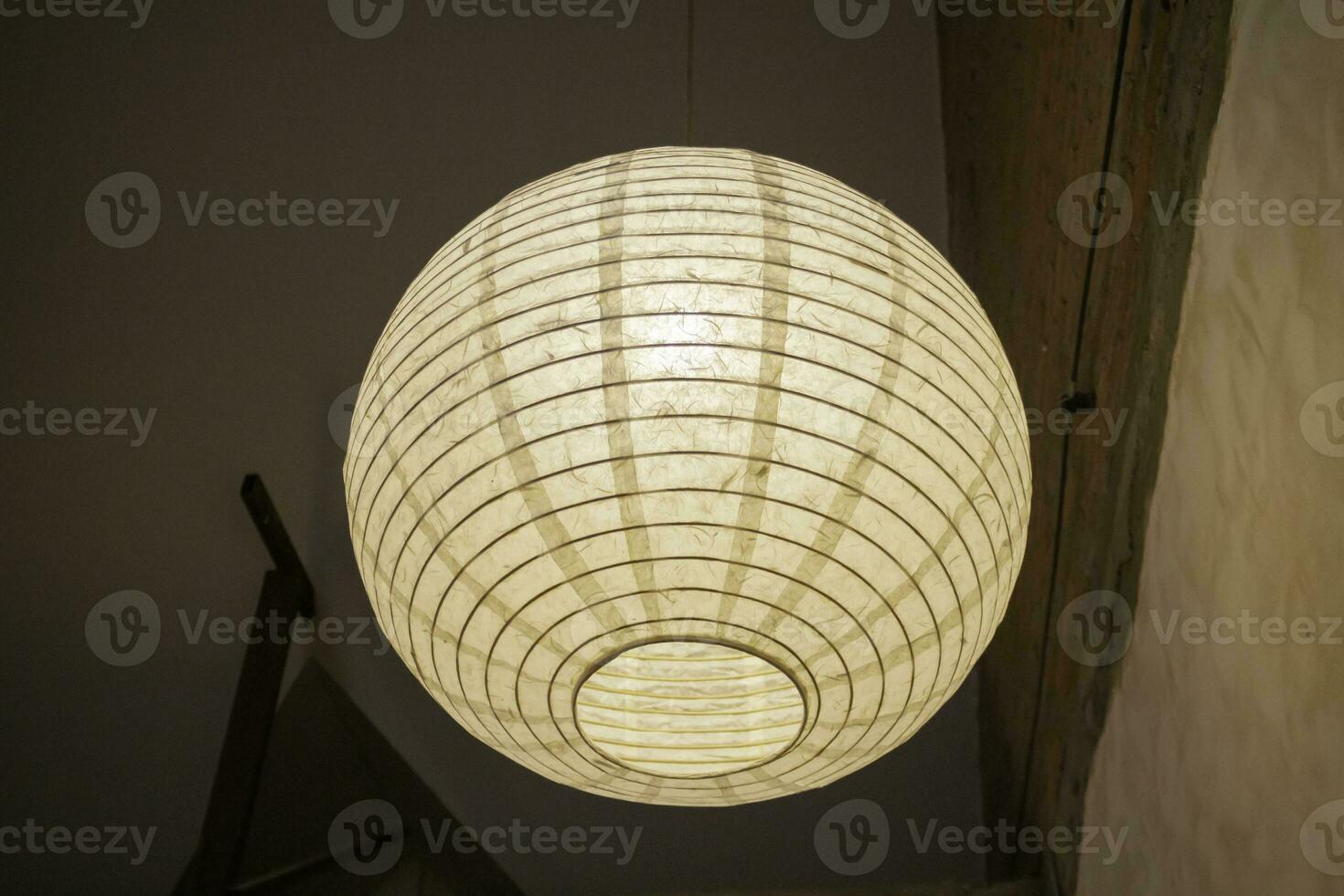 moderno fricchettone stile soffitta appartamento leggero lampada foto