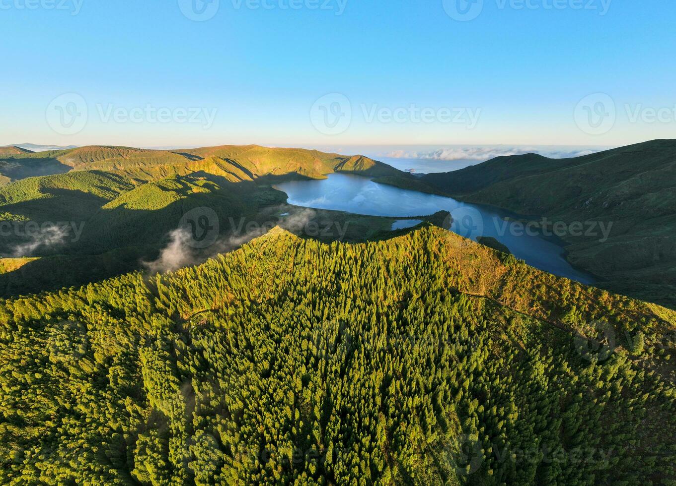 lagoa fare fogo - Portogallo foto