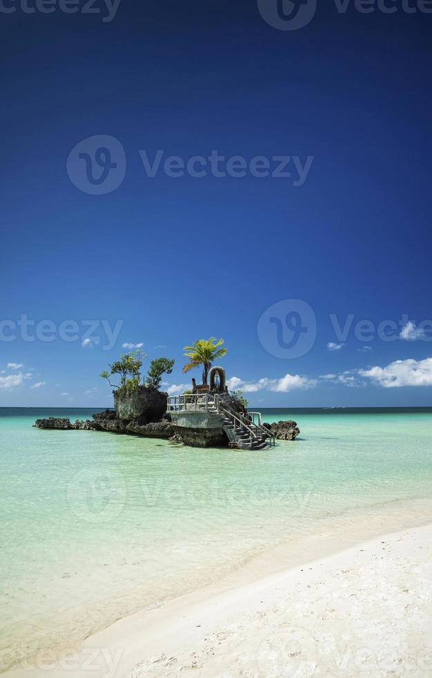 stazione 2 spiaggia principale del paradiso tropicale isola di boracay filippine foto