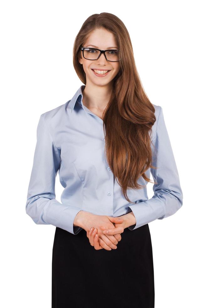 giovane donna sorridente con gli occhiali foto