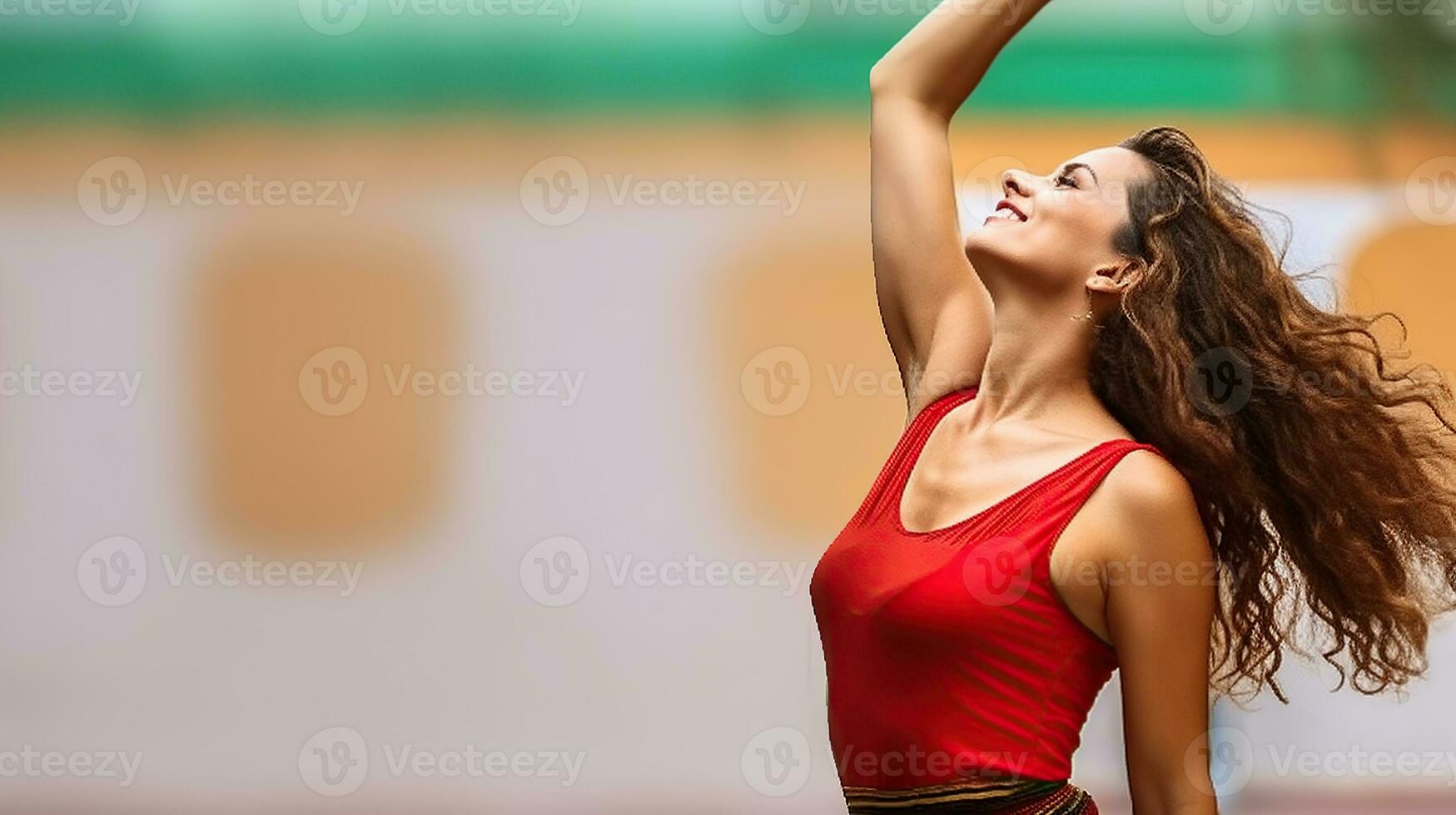 un' grazioso adulto etnico signora con lungo ondulato capelli nel rosso estate superiore curvatura indietro con sollevato braccia mentre l'esecuzione danza. generativo ai foto