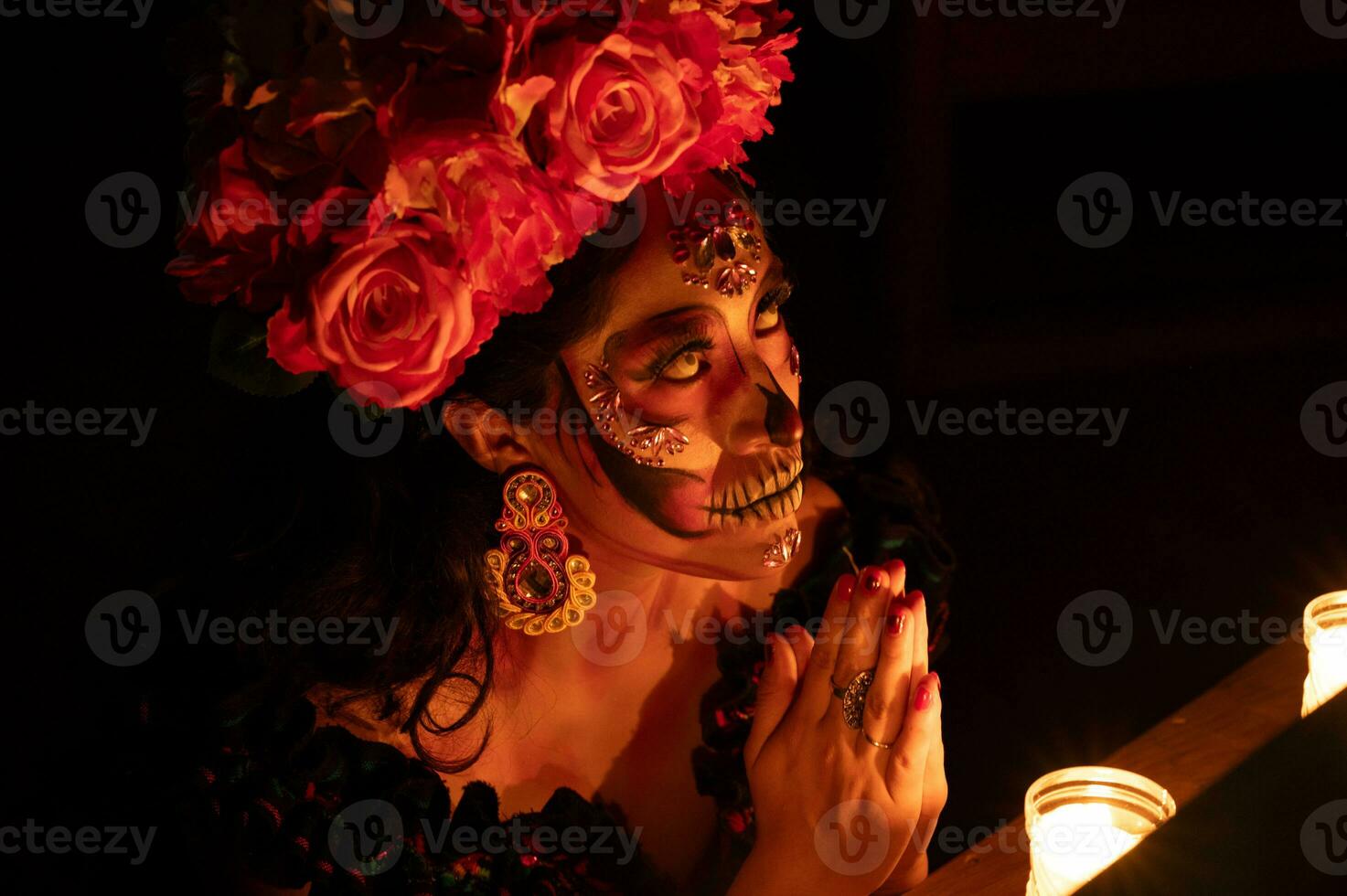 Calavera catrina seduta su un' trono. zucchero cranio trucco. dia de los muertos. giorno di il morto. Halloween. foto