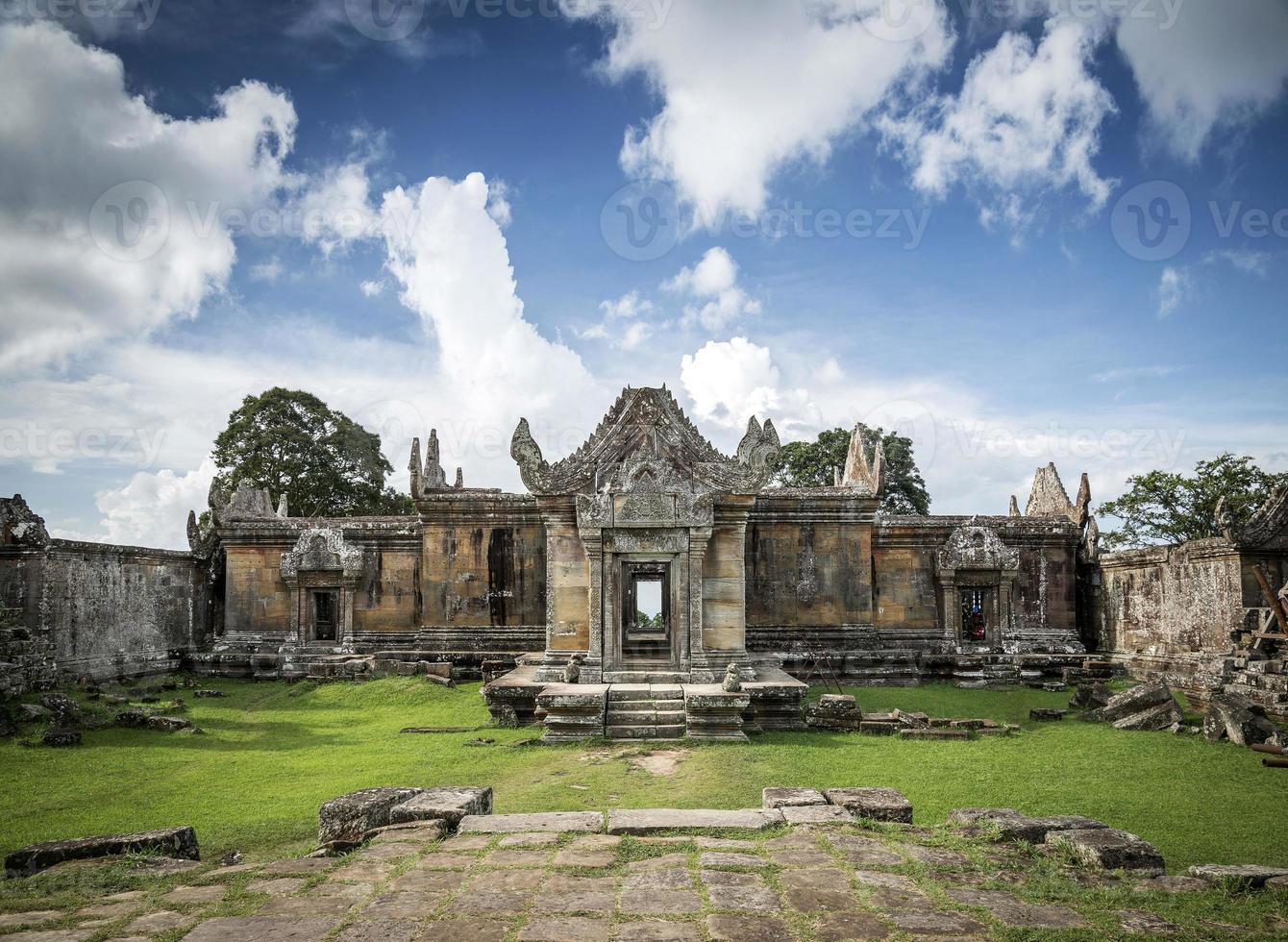 preah vihear antico tempio khmer rovine punto di riferimento in cambogia foto