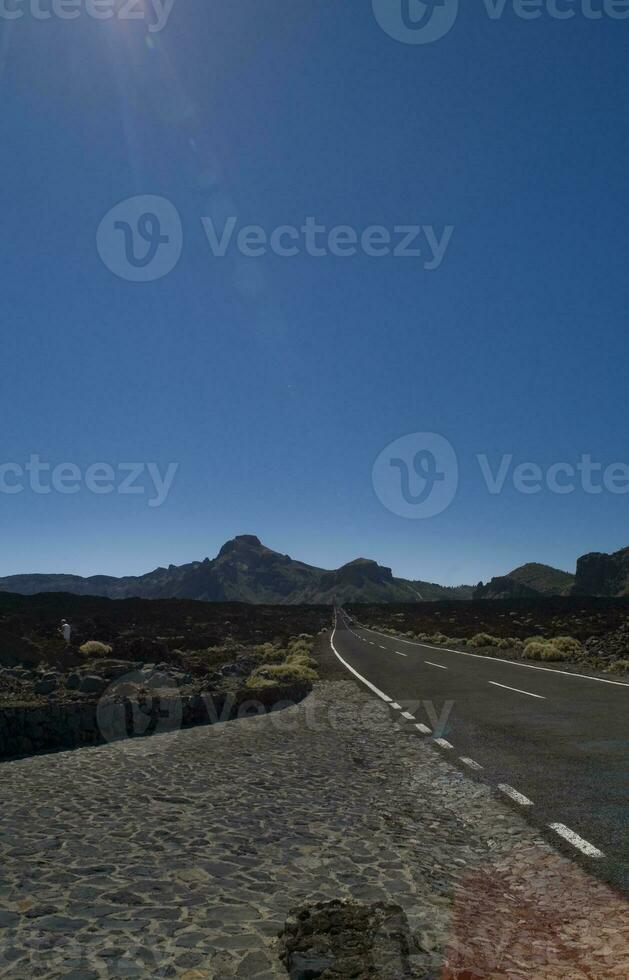 paesaggio a partire dal il canarino isola di tenerife nel il centro di il isola con un' senza nuvole cielo foto