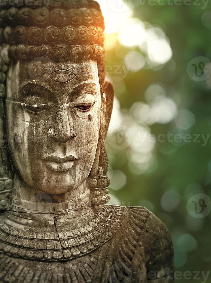 scultura buddha tradizionale thailandese. foto