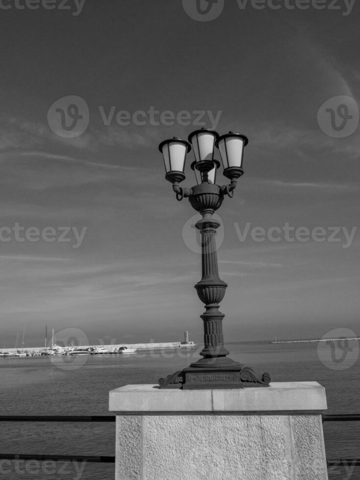 bari città nel Italia foto