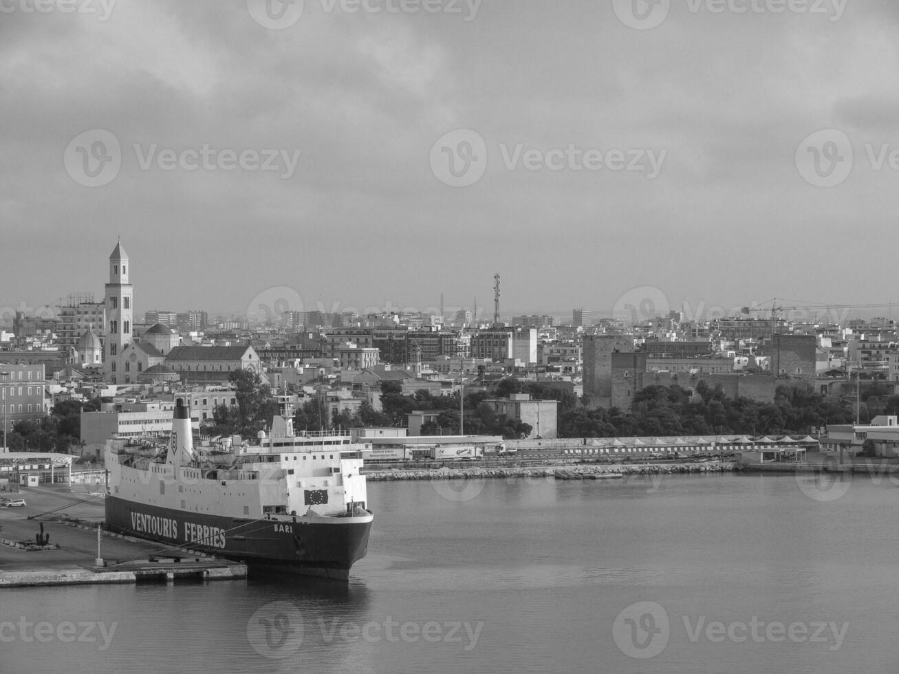 bari città nel Italia foto