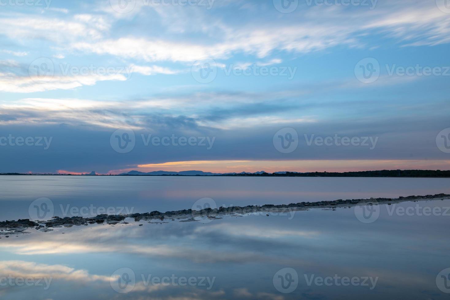 tramonto all'estany pudent nelle ses salines natural foto