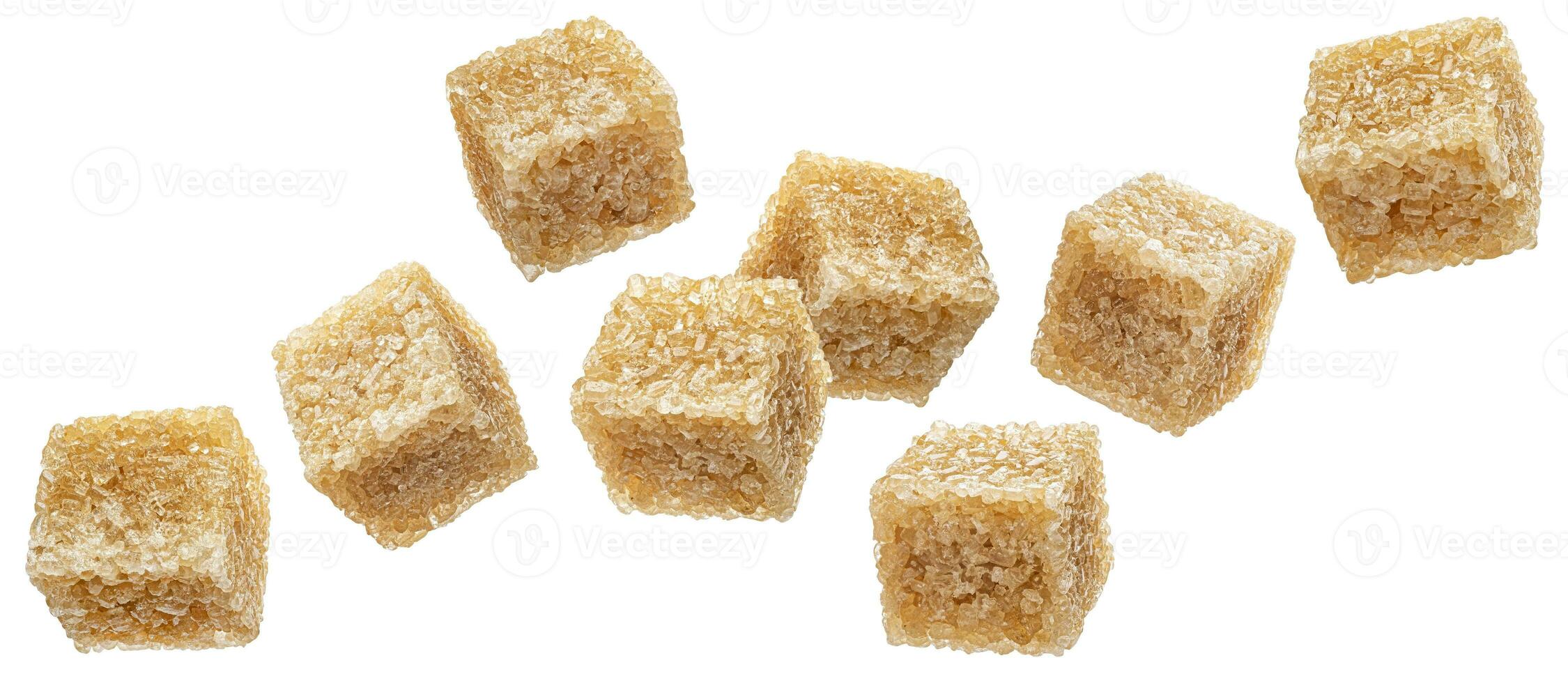 caduta cubi di canna zucchero isolato su bianca sfondo foto