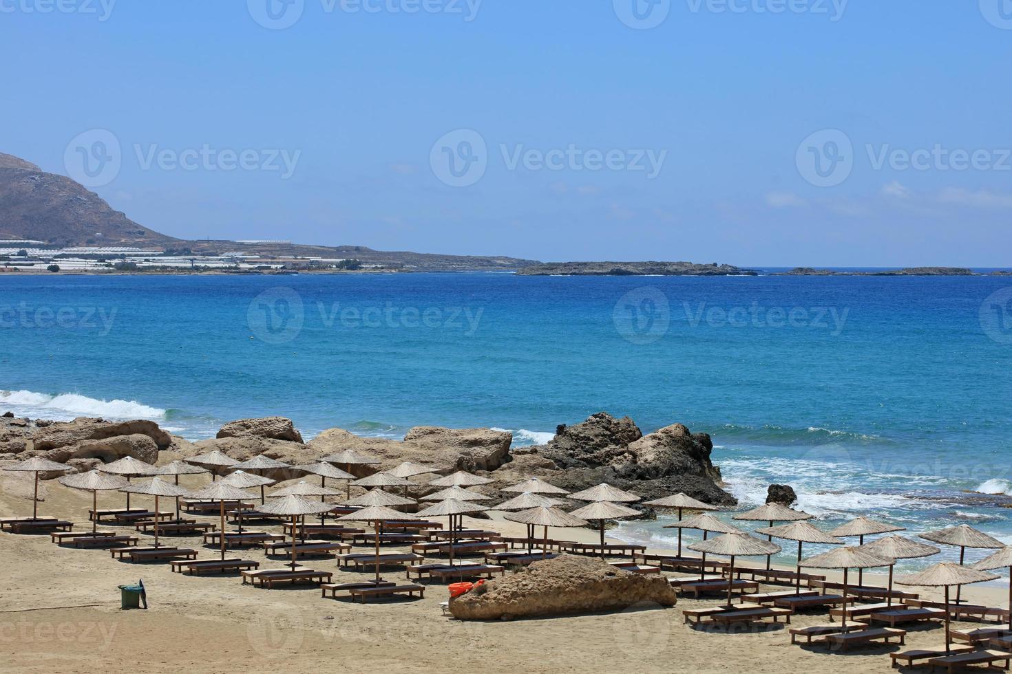 falassarna spiaggia di sabbia rossa kissamos creta island vacanze estive stagione foto