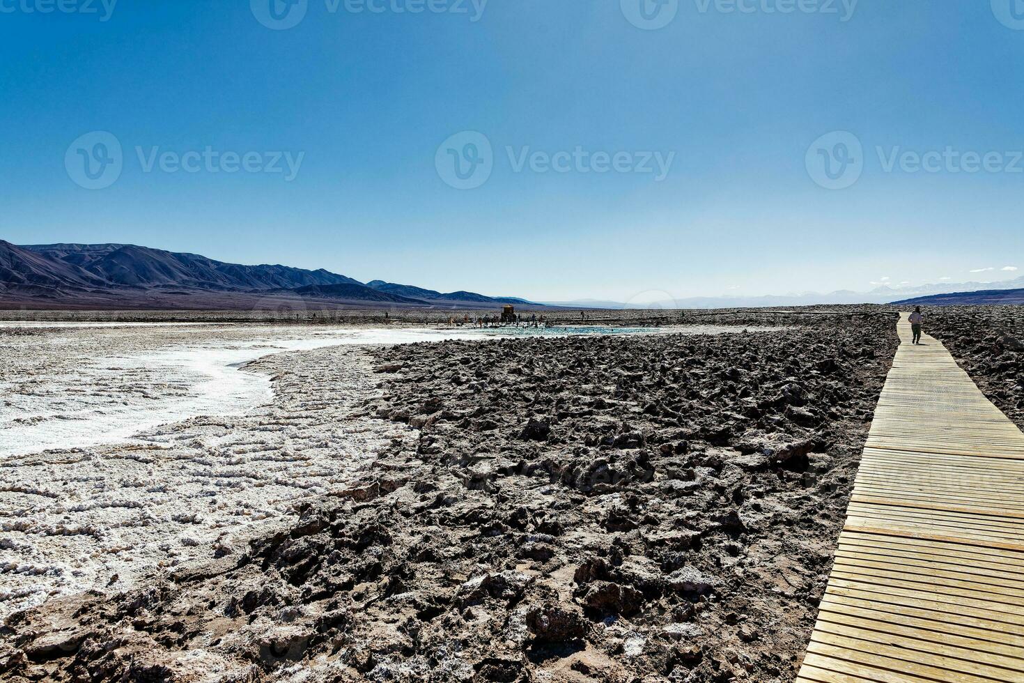 paesaggio di il nascosto baltinache lagune - atacama deserto - chile. foto