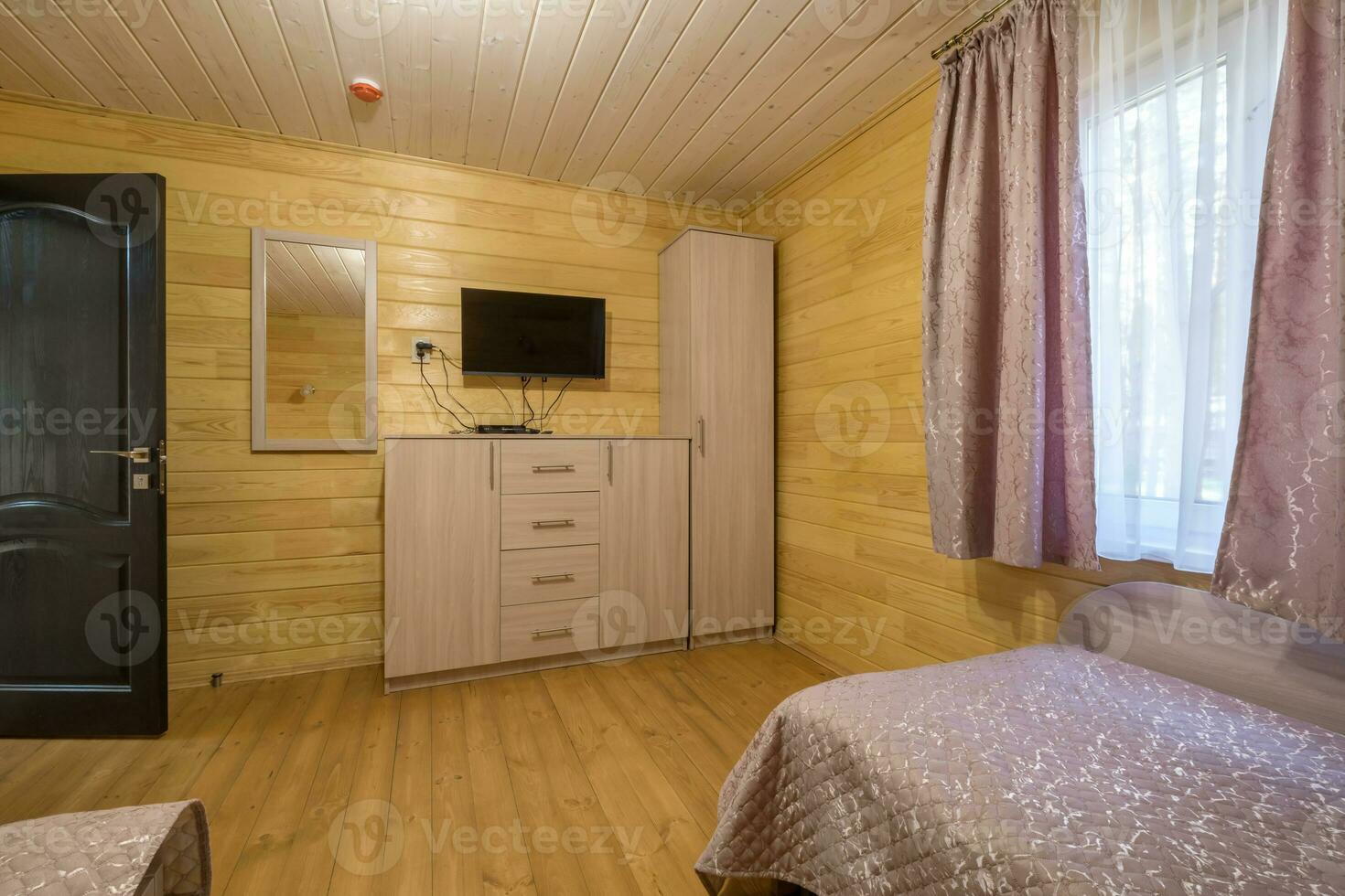 interno di di legno eco Camera da letto nel studio appartamenti, ostello o fattoria foto