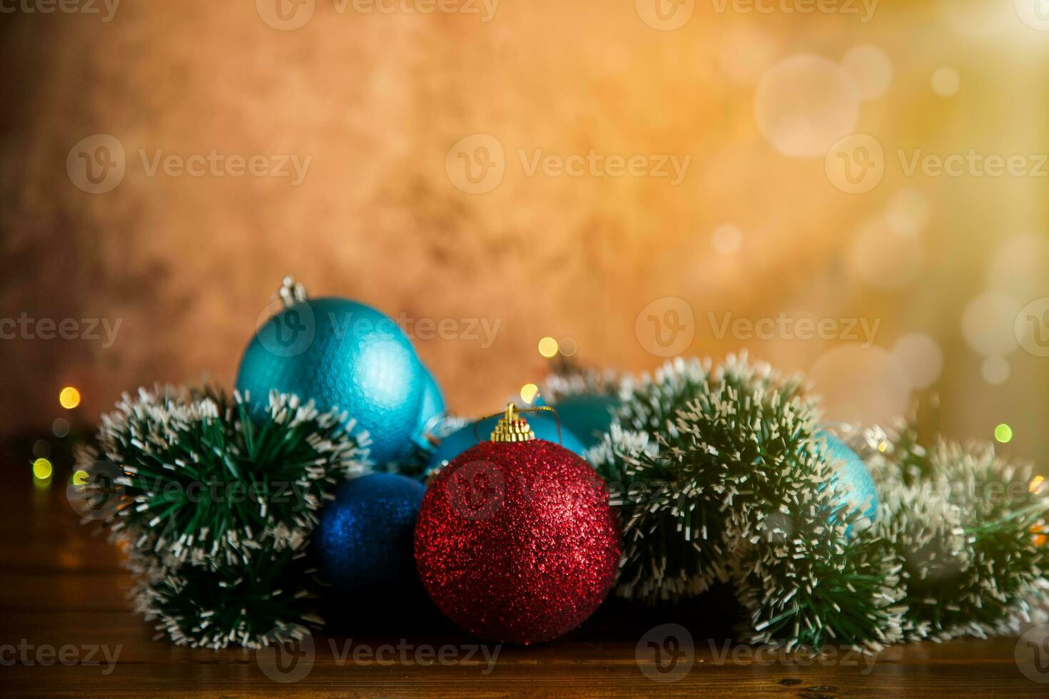 Natale carta . nuovo anni colorato giocattoli nel un' scatola con decorazioni. foto