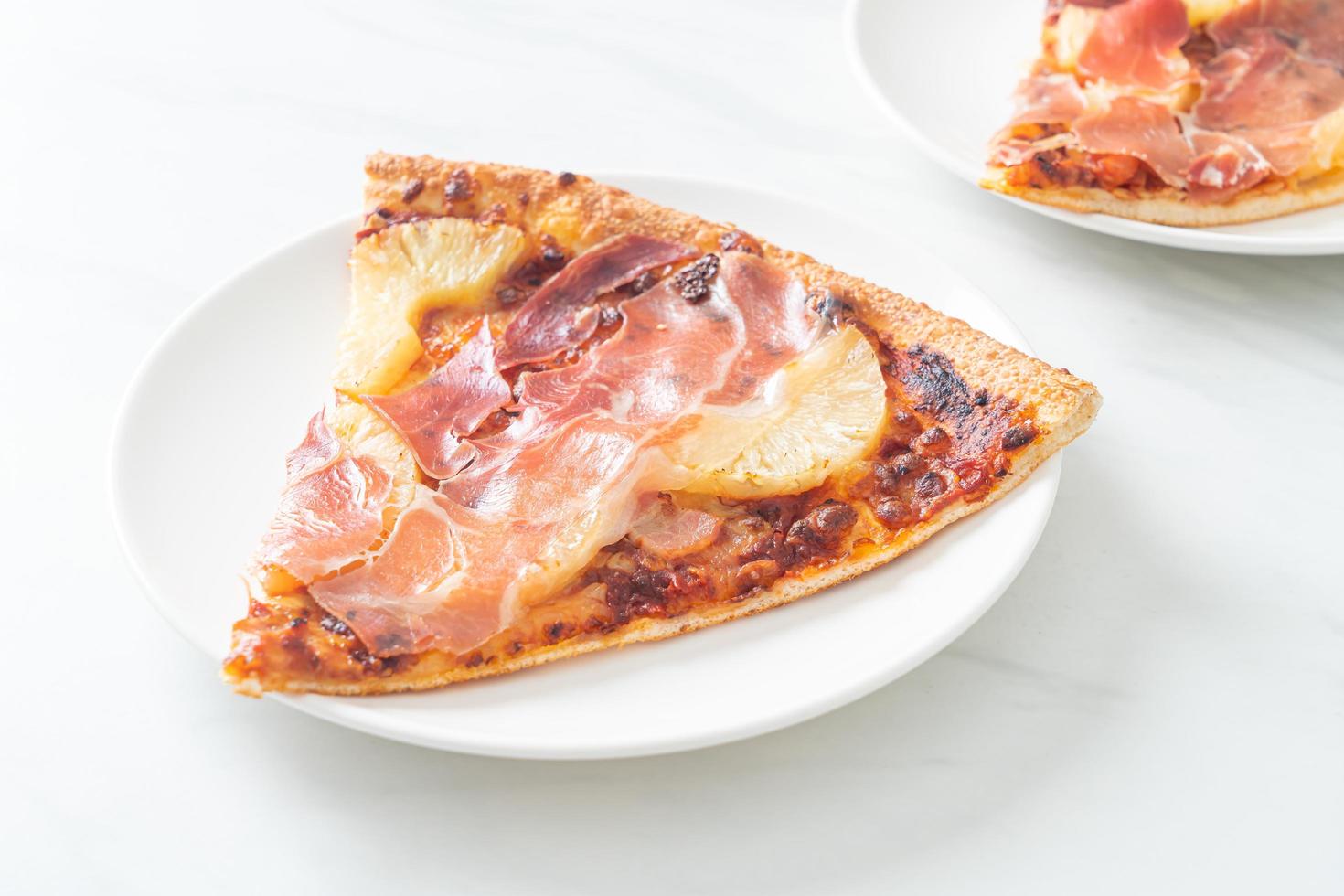 pizza con prosciutto o prosciutto di parma pizza foto