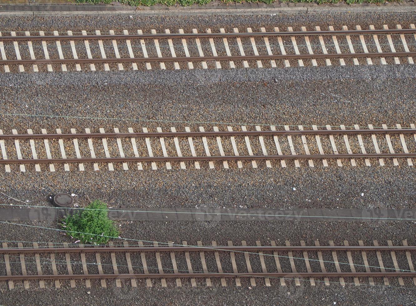 vista aerea dei binari della linea ferroviaria ferroviaria foto