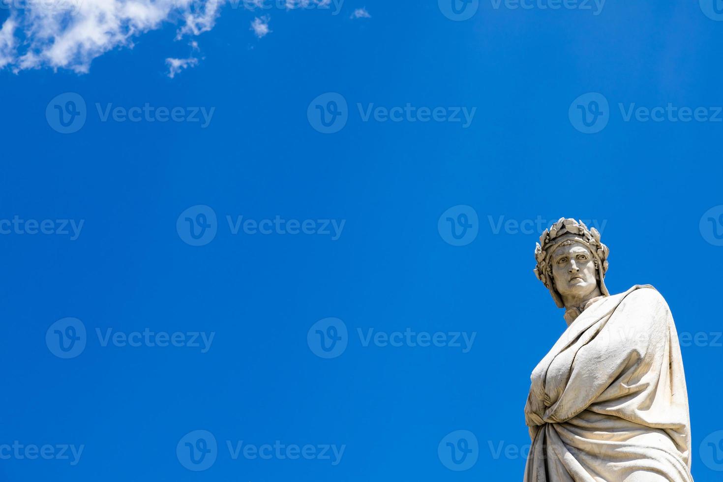 statua di dante alighieri a firenze, regione toscana, italia, foto