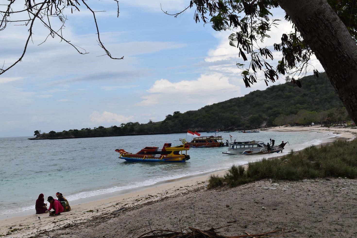 bellissima natura marina di lombok, indonesia foto