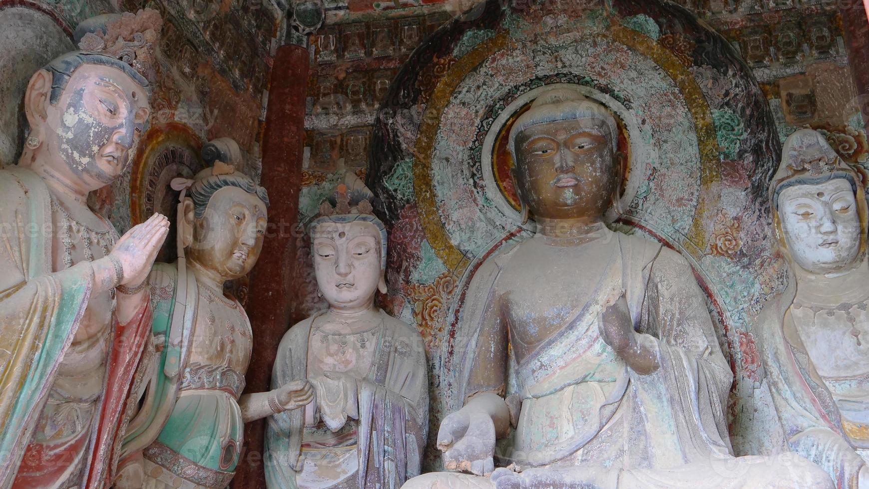 complesso grotta-tempio di maijishan nella città di tianshui, provincia di gansu, cina. foto