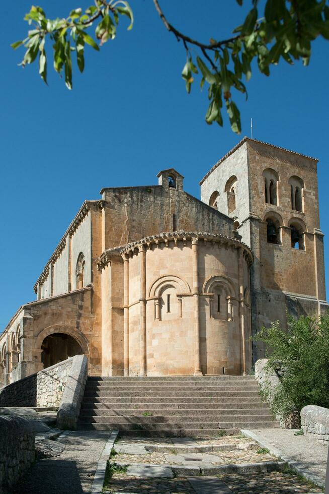 Chiesa di santo salvatore, bellissimo romanico costruzione. sepolveda foto