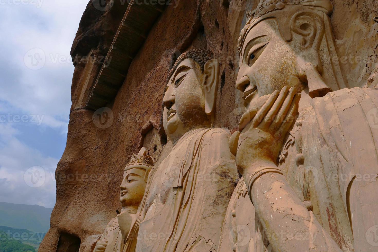 opere d'arte delle grotte di maijishan foto