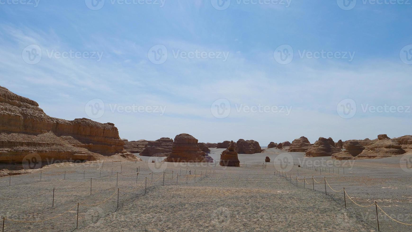 yardang landform nel geoparco globale dunhuang unesco, gansu china. foto