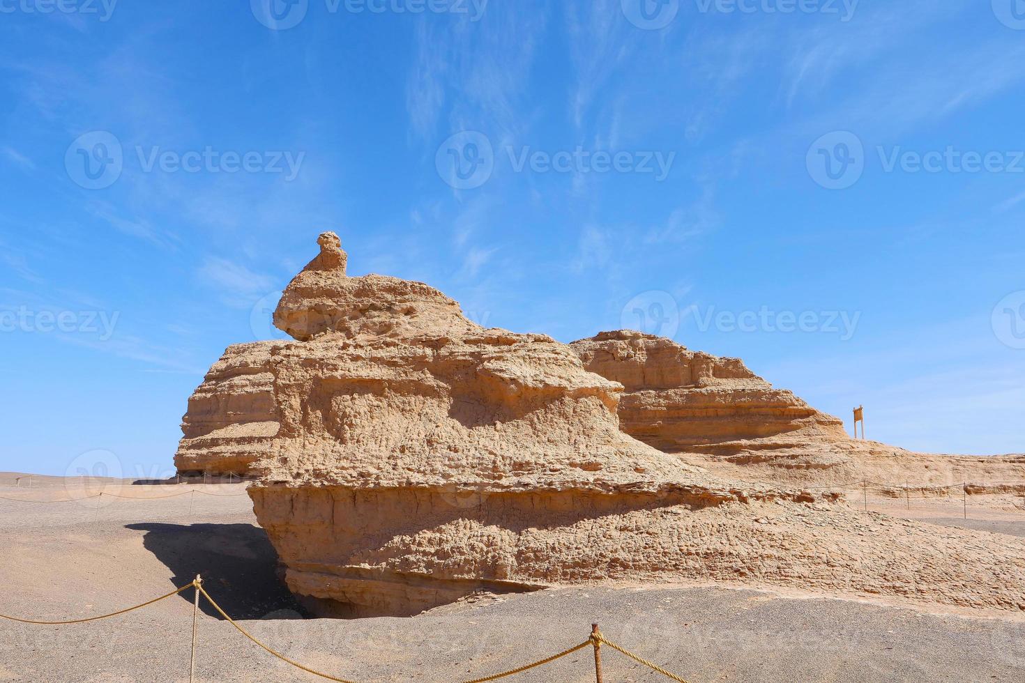 yardang landform nel geoparco globale dunhuang unesco, gansu china. foto