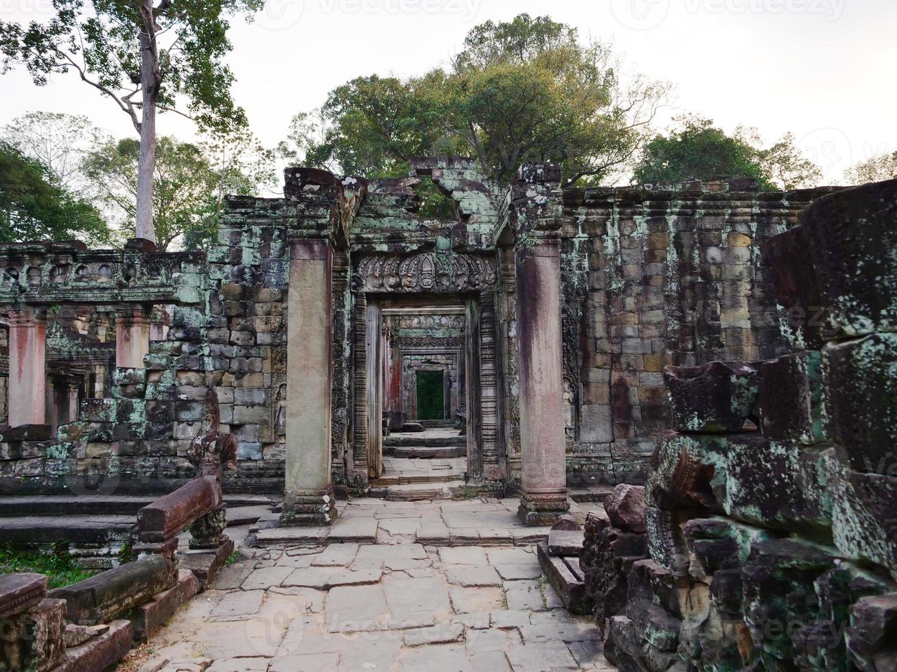 complesso di angkor wat del tempio di preah khan, siem reap cambogia foto