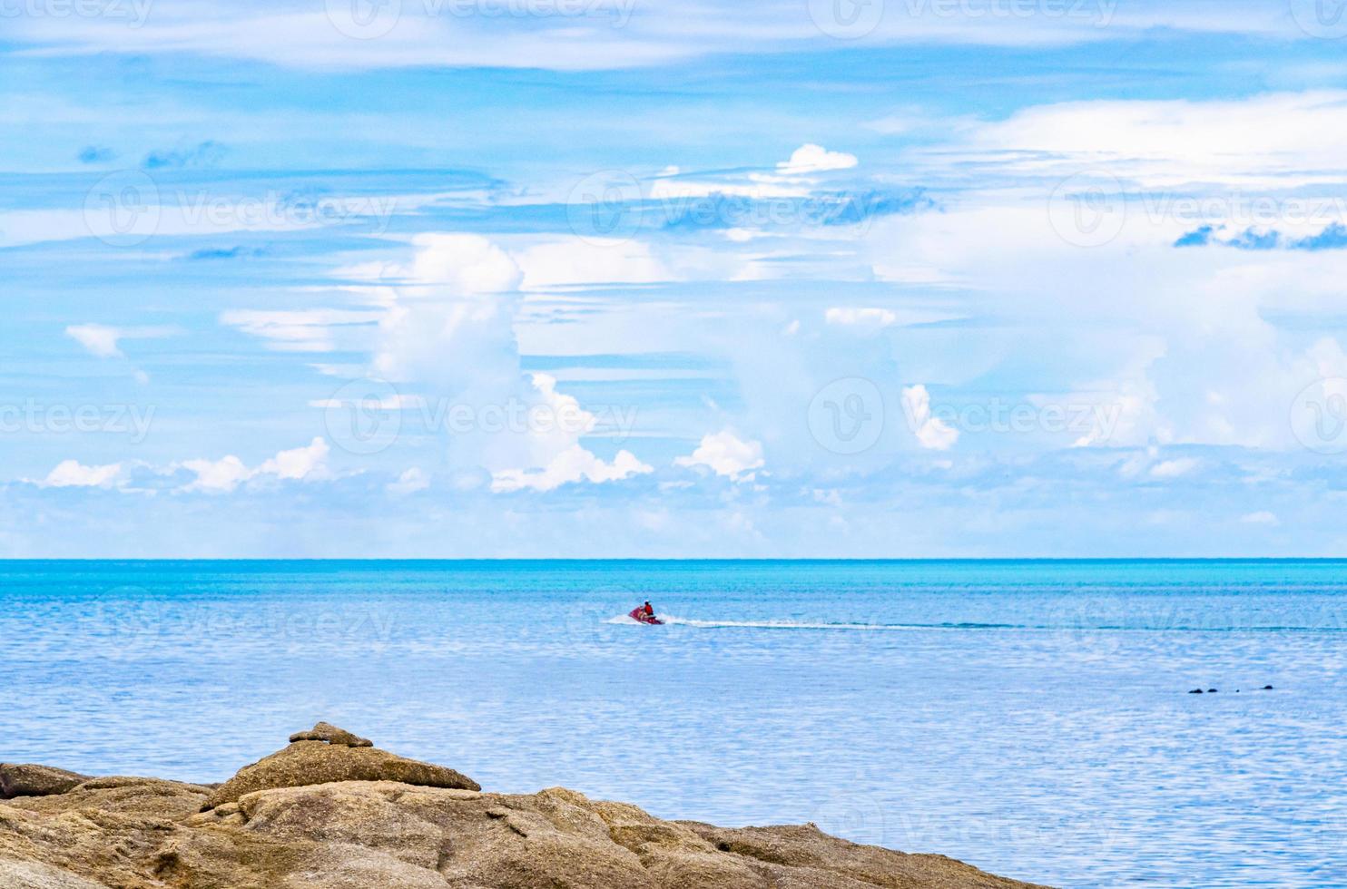 koh samui thailandia vista panoramica con formazioni di nuvole irreali. foto