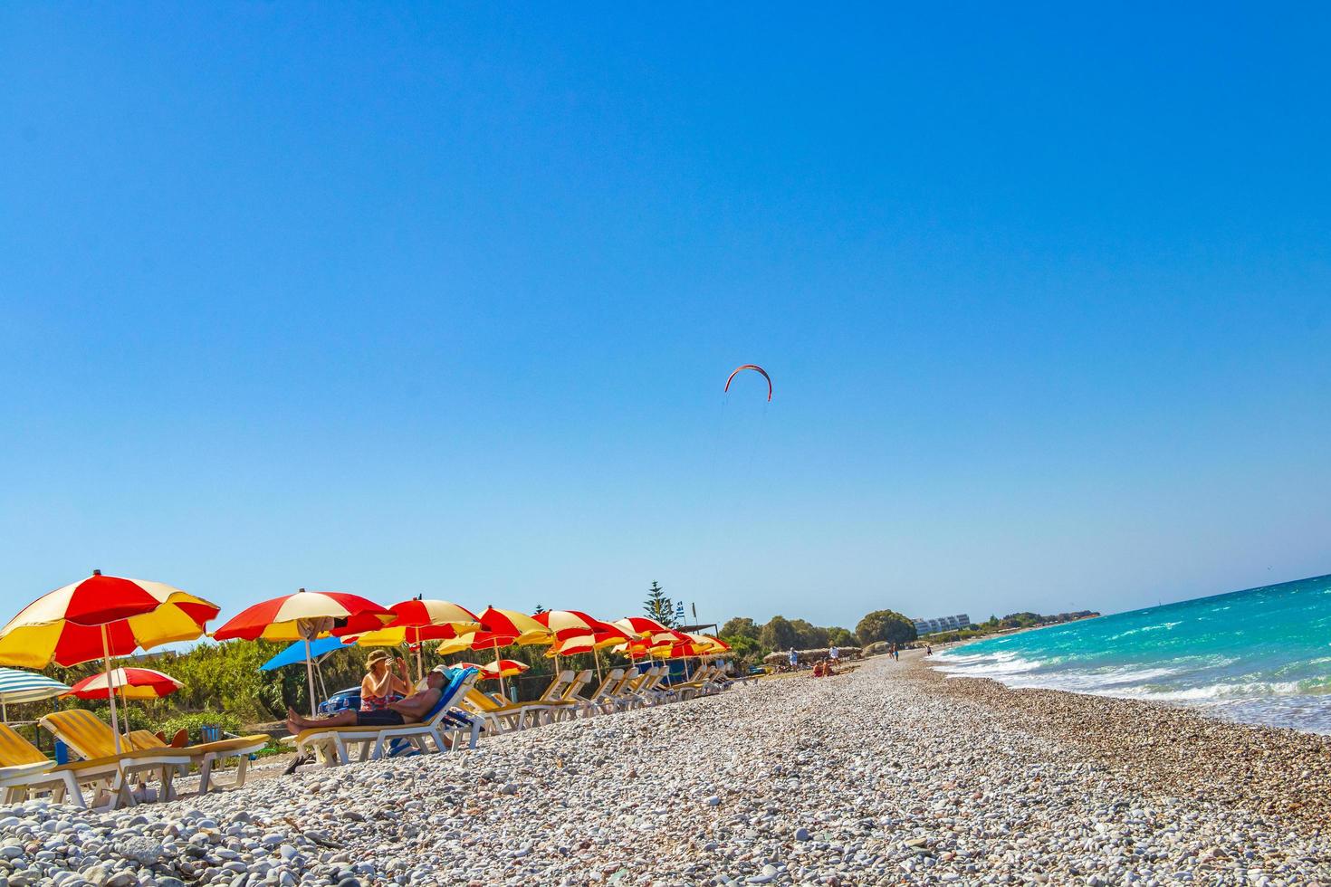 Rodi, Grecia 2018- Vacanza in windsurf con acqua turchese sulla spiaggia di Ialyssos a Rodi, Grecia foto