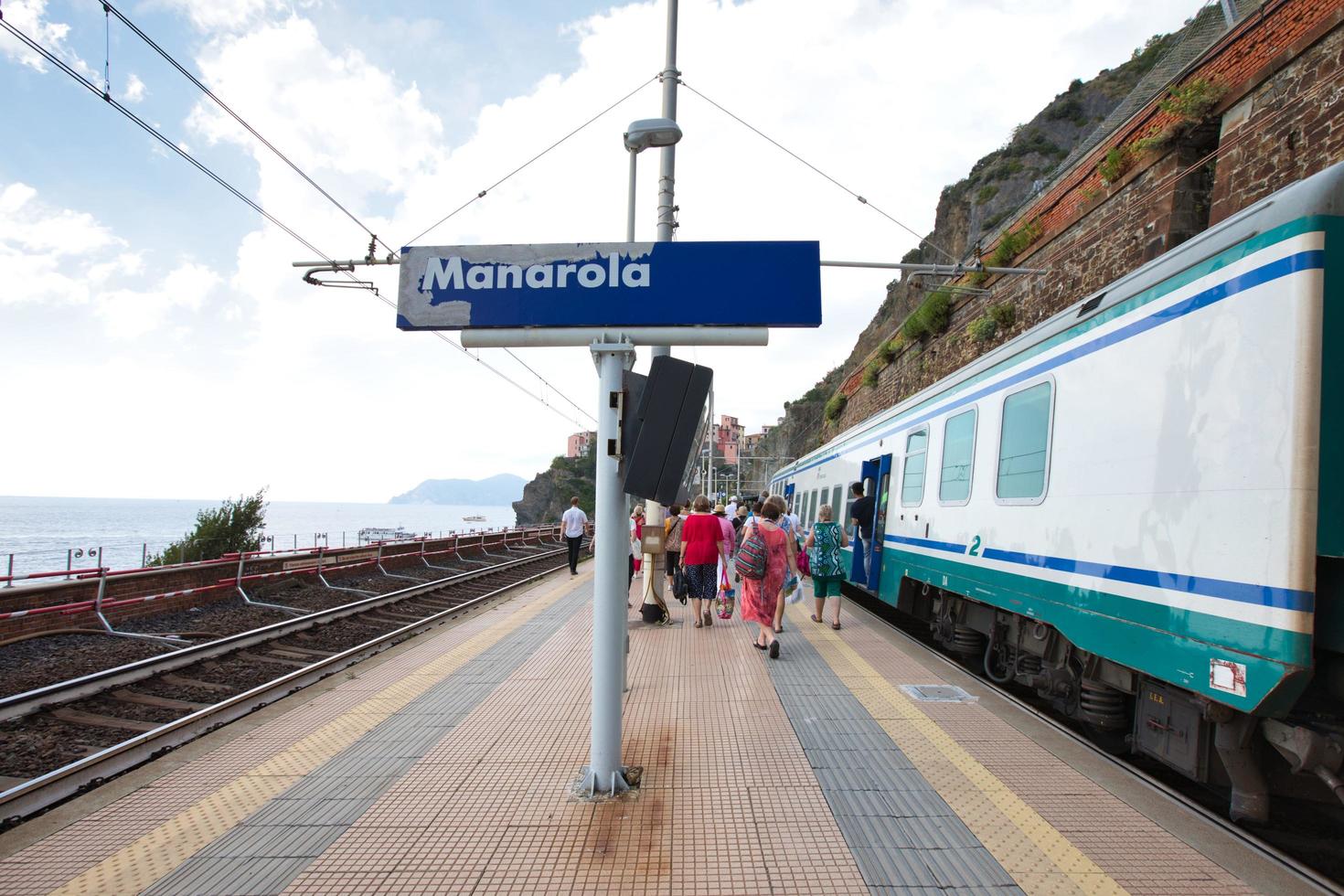 stazione ferroviaria a manarola, cinque terre, italia foto