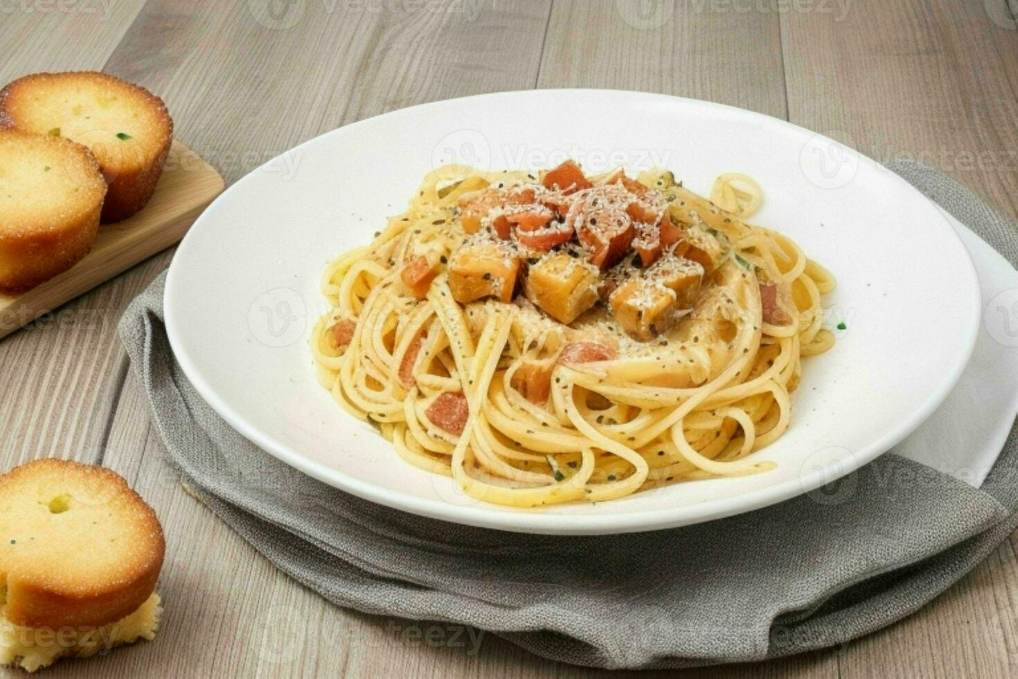 spaghetti carbonara con fritte Bacon cubi. ai generativo professionista foto