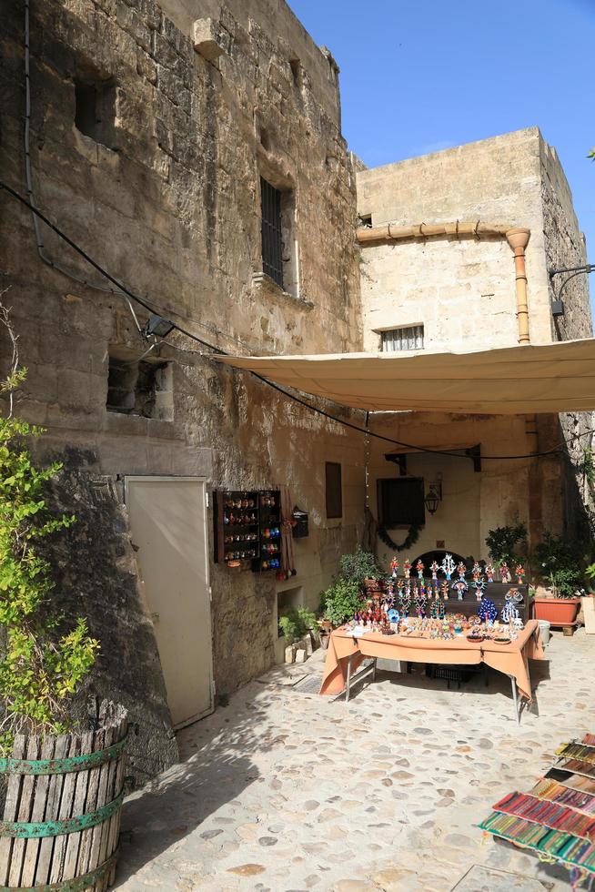 negozio di souvenir a matera italia foto