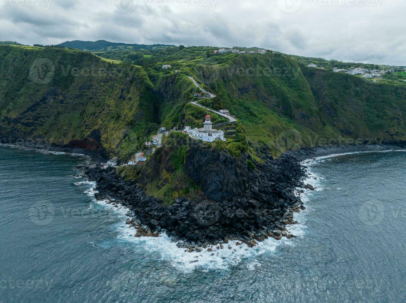 farol fare arnel - Azzorre, Portogallo foto