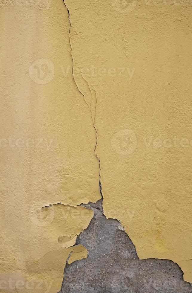 muro arancione rotto foto