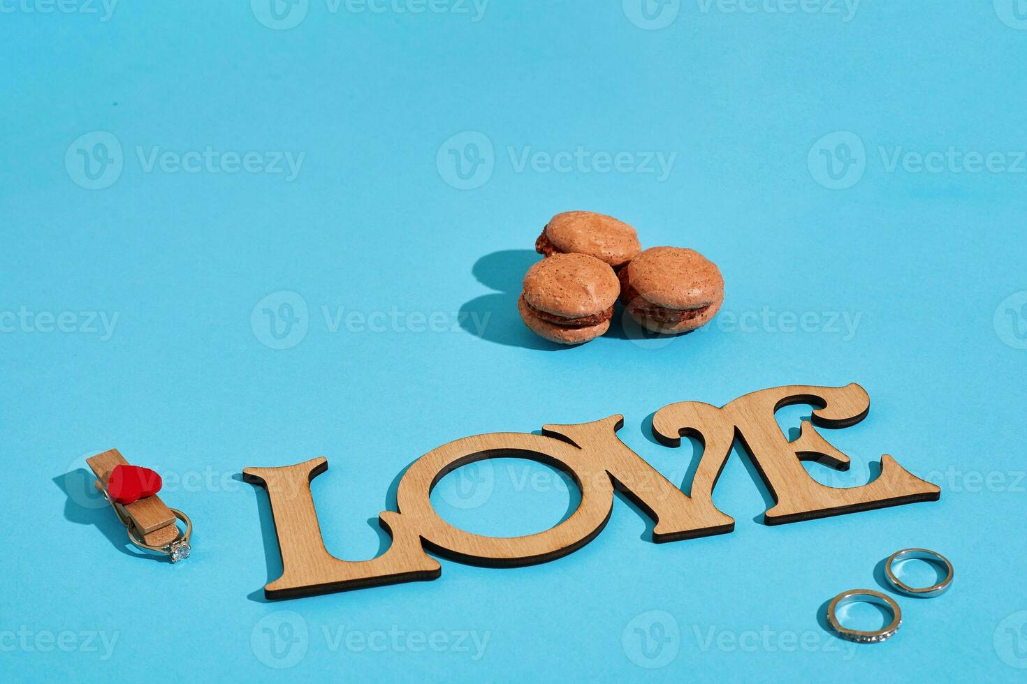 amaretti su un' blu sfondo con il parole io amore farro su io foto