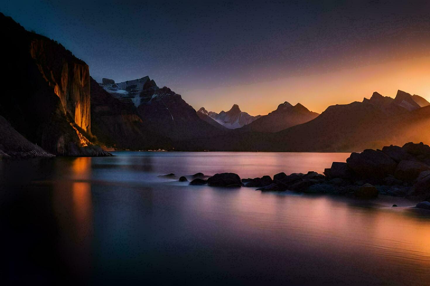 il sole imposta al di sopra di un' montagna gamma e lago. ai-generato foto