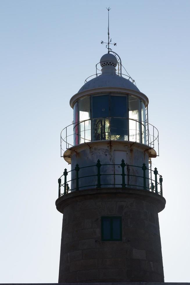 faro di corrubedo nell'oceano atlantico, galizia, spagna foto