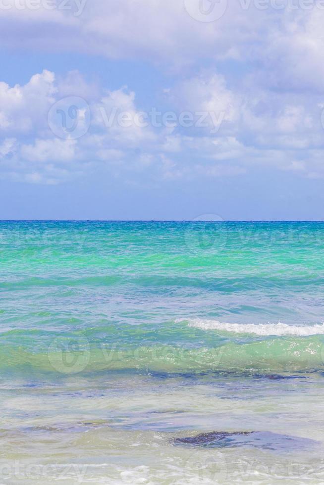 spiaggia tropicale messicana 88 punta esmeralda playa del carmen messico. foto