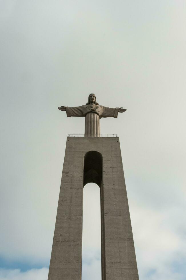 statua di Cristo il re nel Lisbona foto