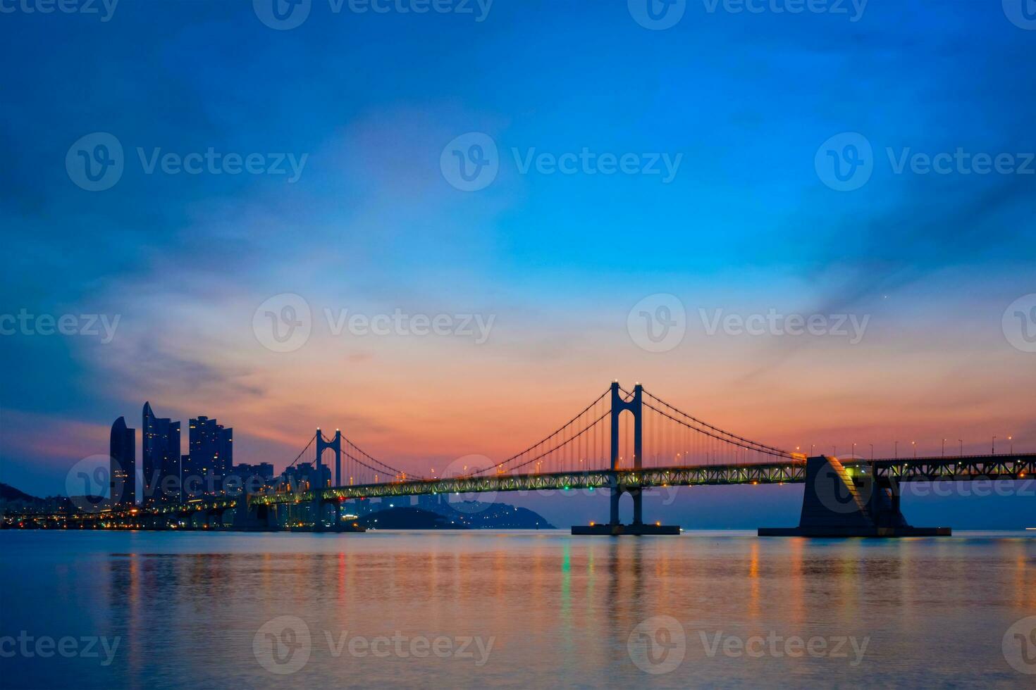 gwangan ponte su Alba. Busano, Sud Corea foto