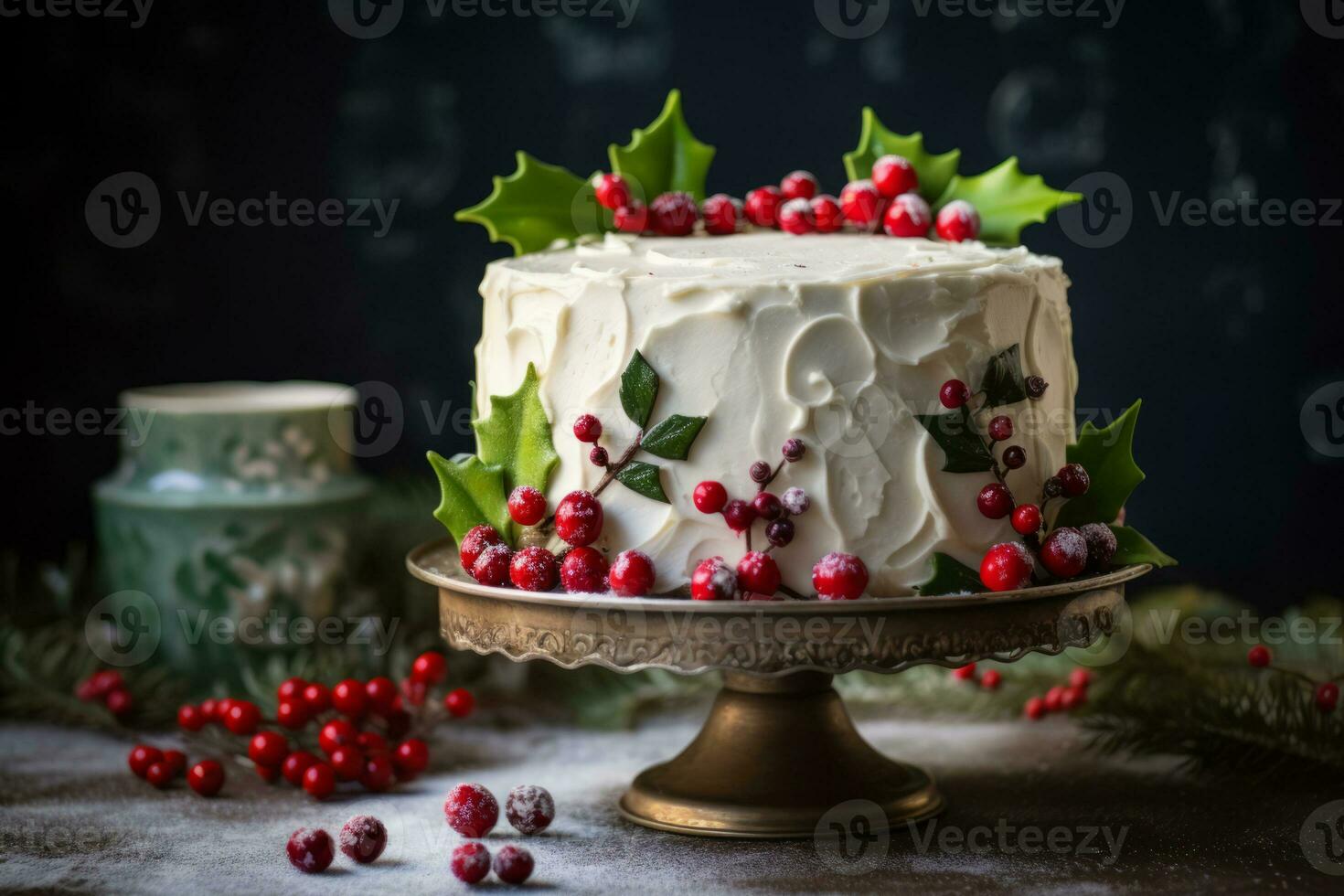 festivo Natale torta ornato con commestibile agrifoglio le foglie e frutti di bosco. generativo ai foto