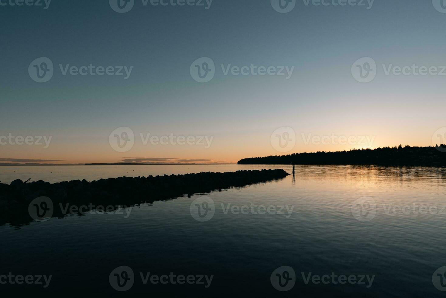 spettacolare tramonto nel vancouver baia foto