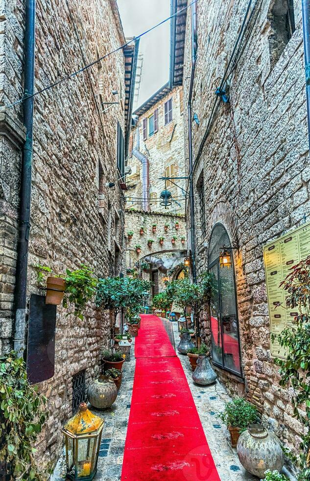 panoramico strade di il medievale cittadina di assisi, umbria, Italia foto