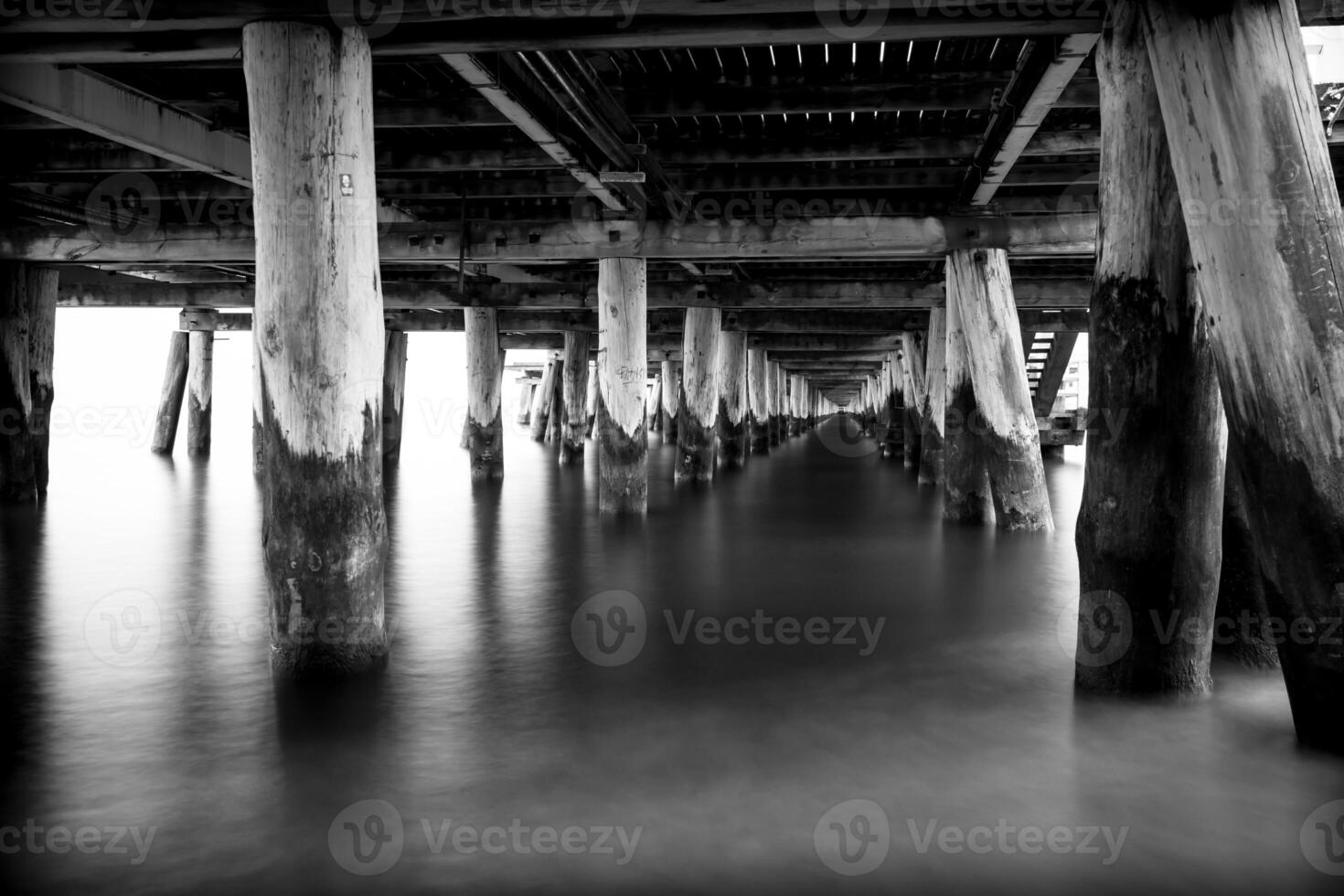 di legno molo nel sopot, Polonia foto